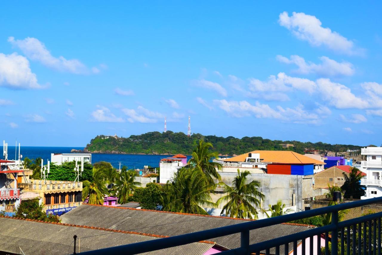 Catamaran6 Guest Inn Trincomalee Exterior photo